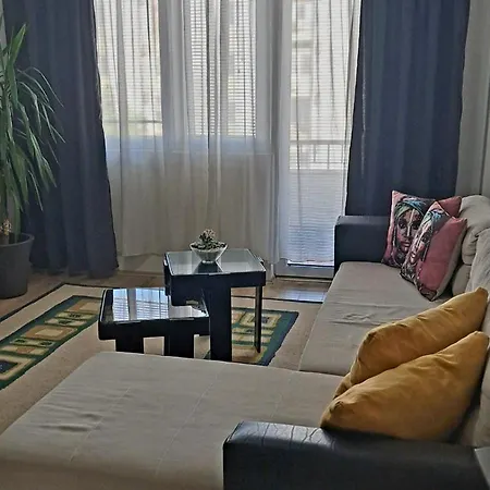 Green Apartment Daire Üsküp